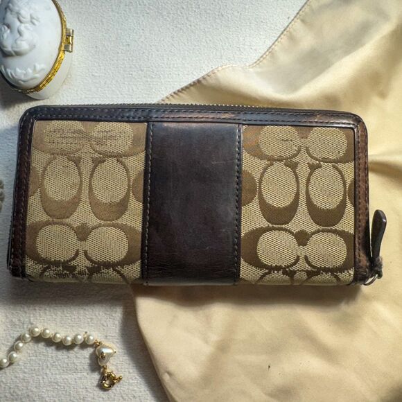 Y2K Coach Horse & Carriage Logo Wallet - Brown Signature C Monogram - Picture 2 of 11